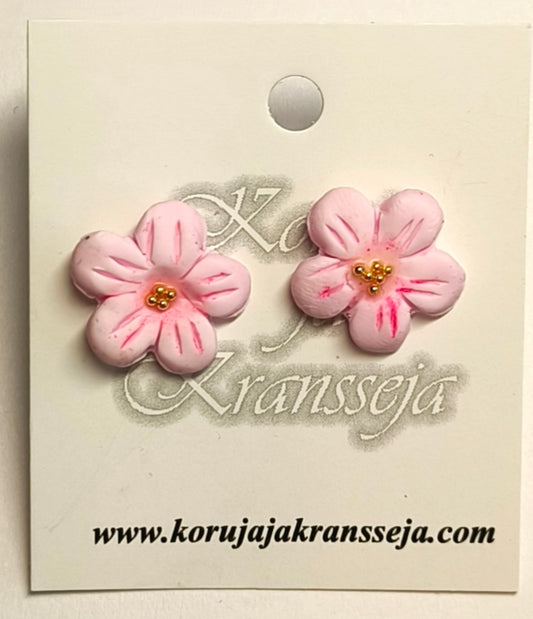 Kirsikankukkakorvakorut