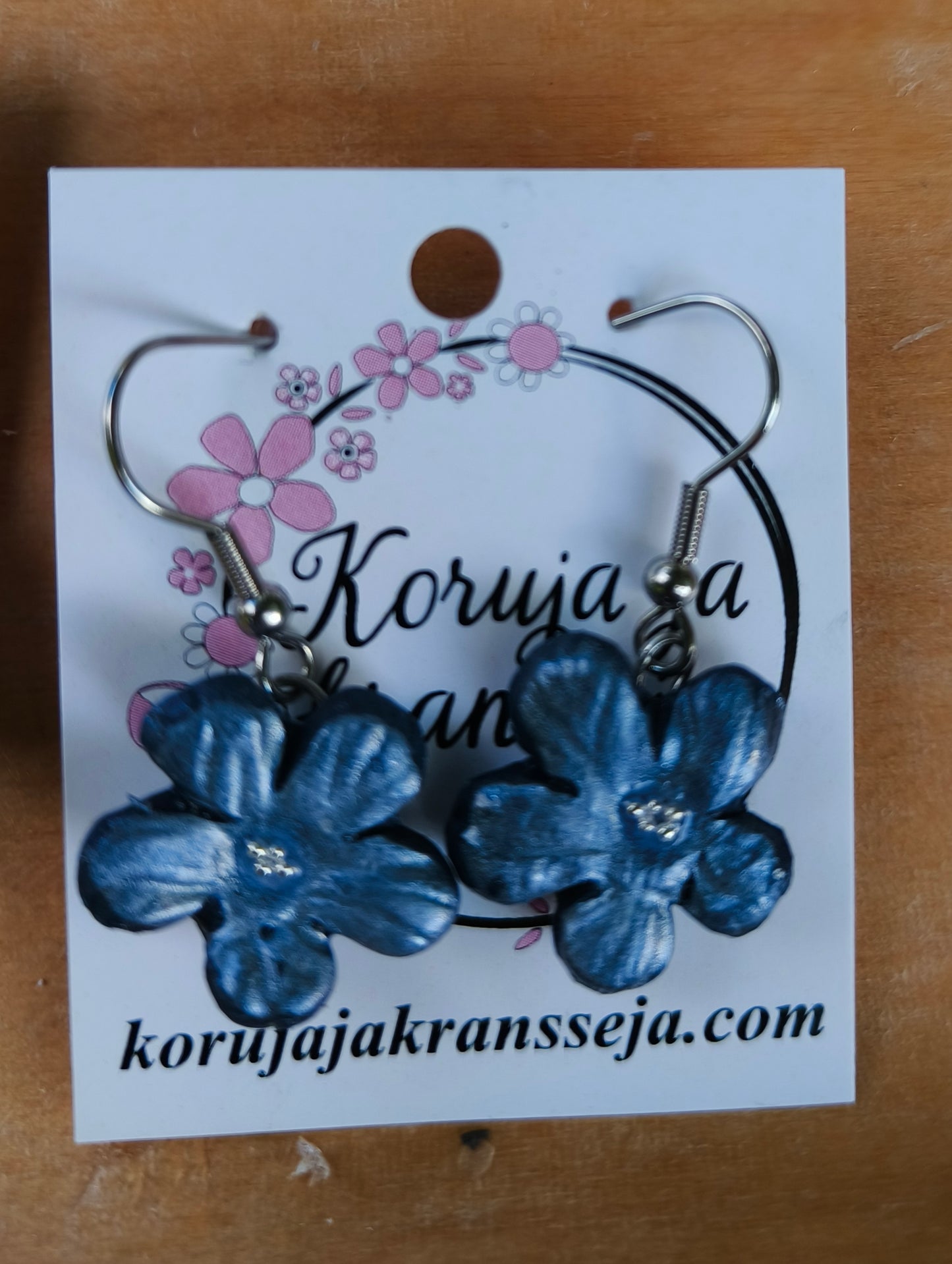 Hohtavat kukka korvakorut, Roikkuvat