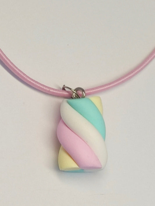 Vaahtokarkki Kaulakoru