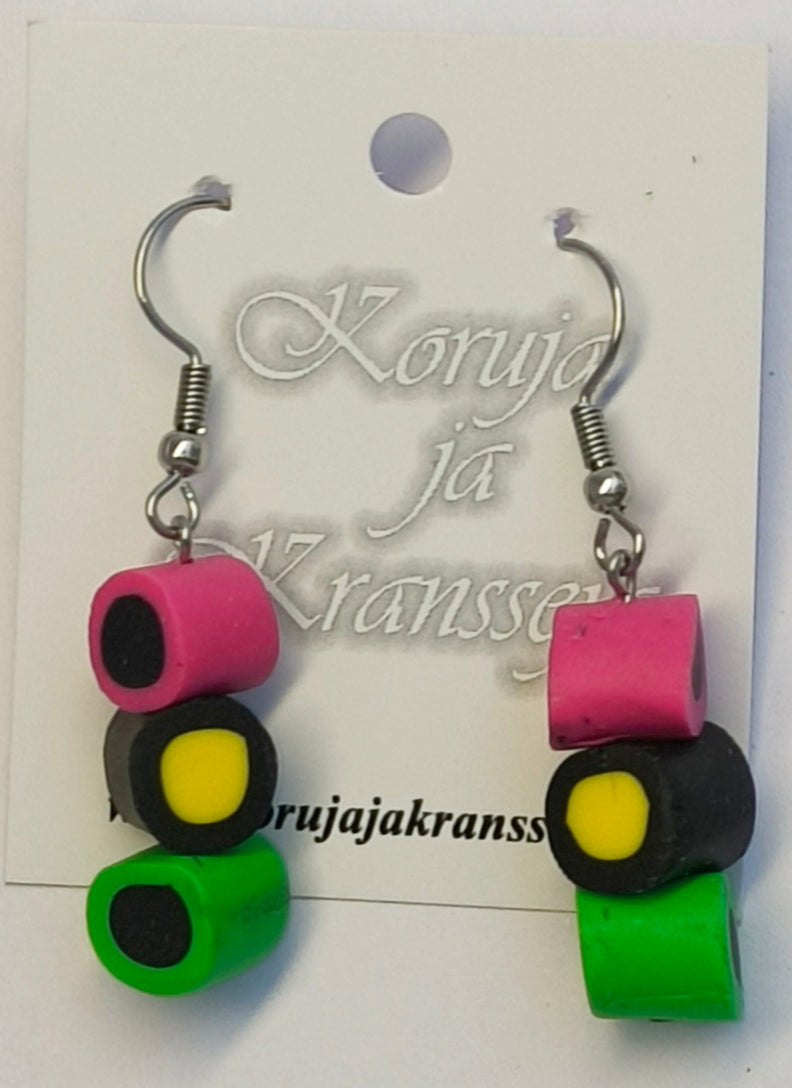 Markkinalaku Korvakorut, Roikkuvat