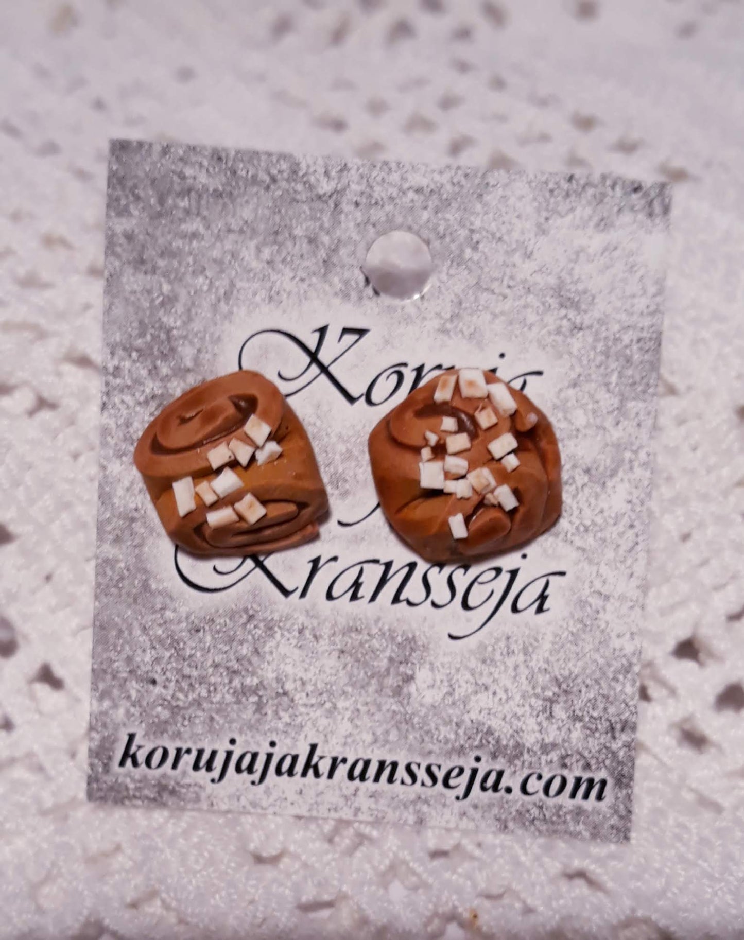 Korvapuusti Nappikorvakorut
