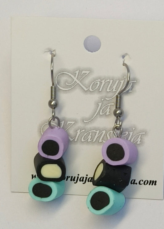 Fair Liquorice Earrings, Dangling