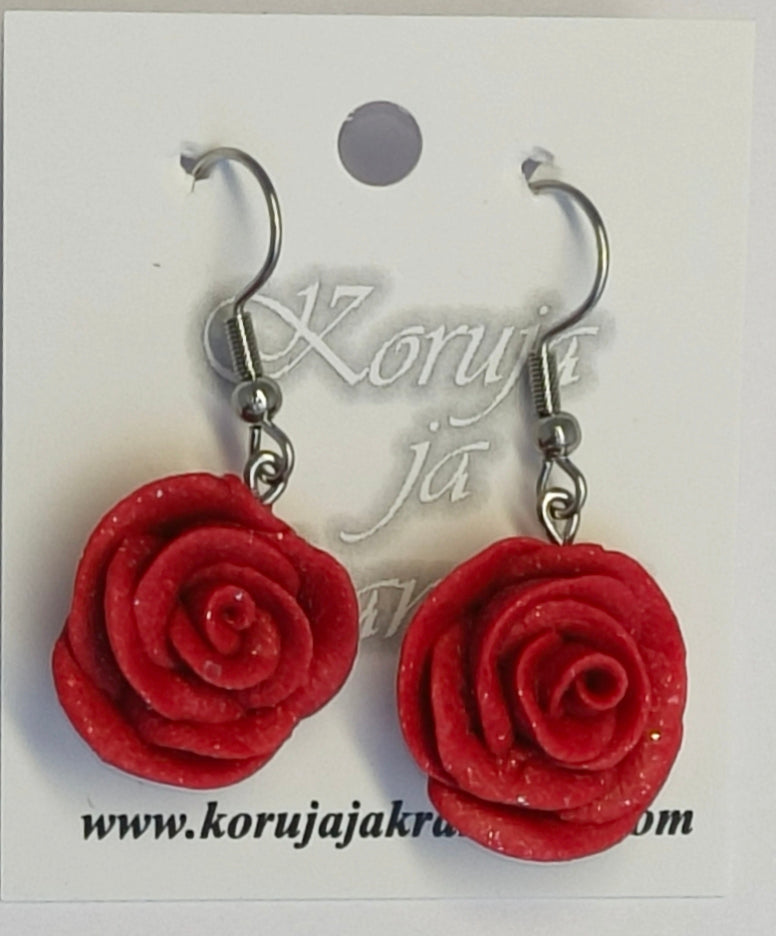 Glitteriruusu Korvakorut, Roikkuvat